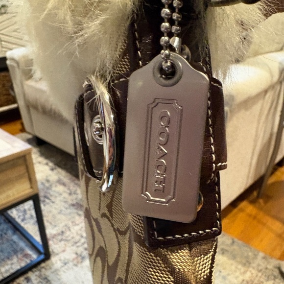 Vintage Coach Signature Shearling Duffle With Suede Bottom - Picture 9 of 17